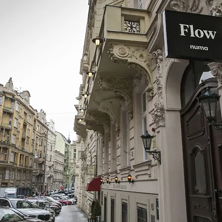Numa Flow Apartmanhotel