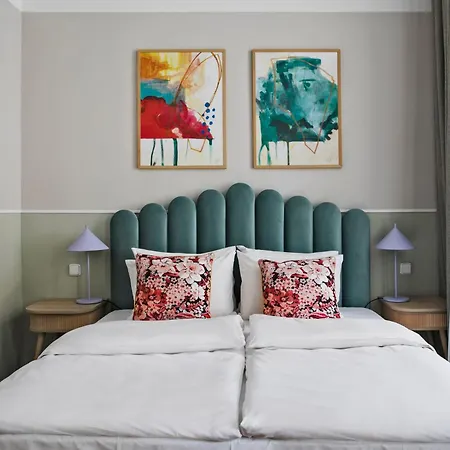 Apart-hotel Numa Flow 4*