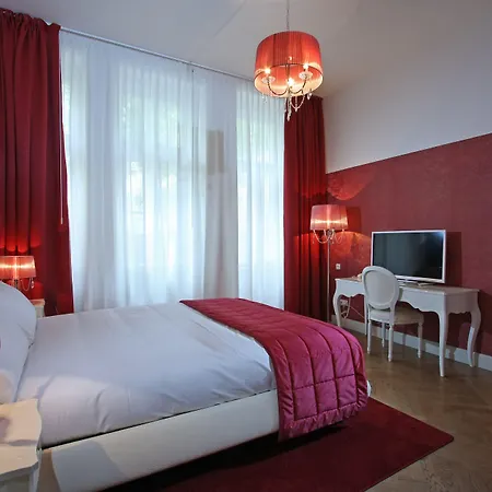 Aparthotel Numa Flow 4*