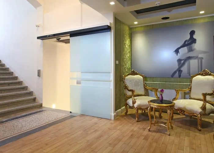 Numa Flow Aparthotel