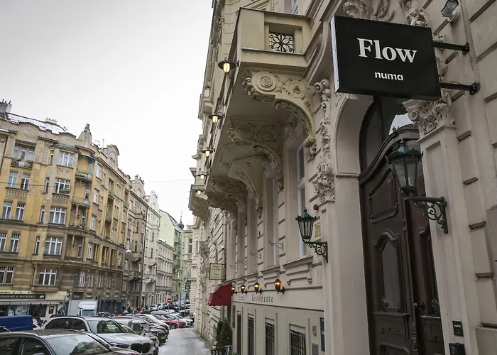 Numa Flow Aparthotel